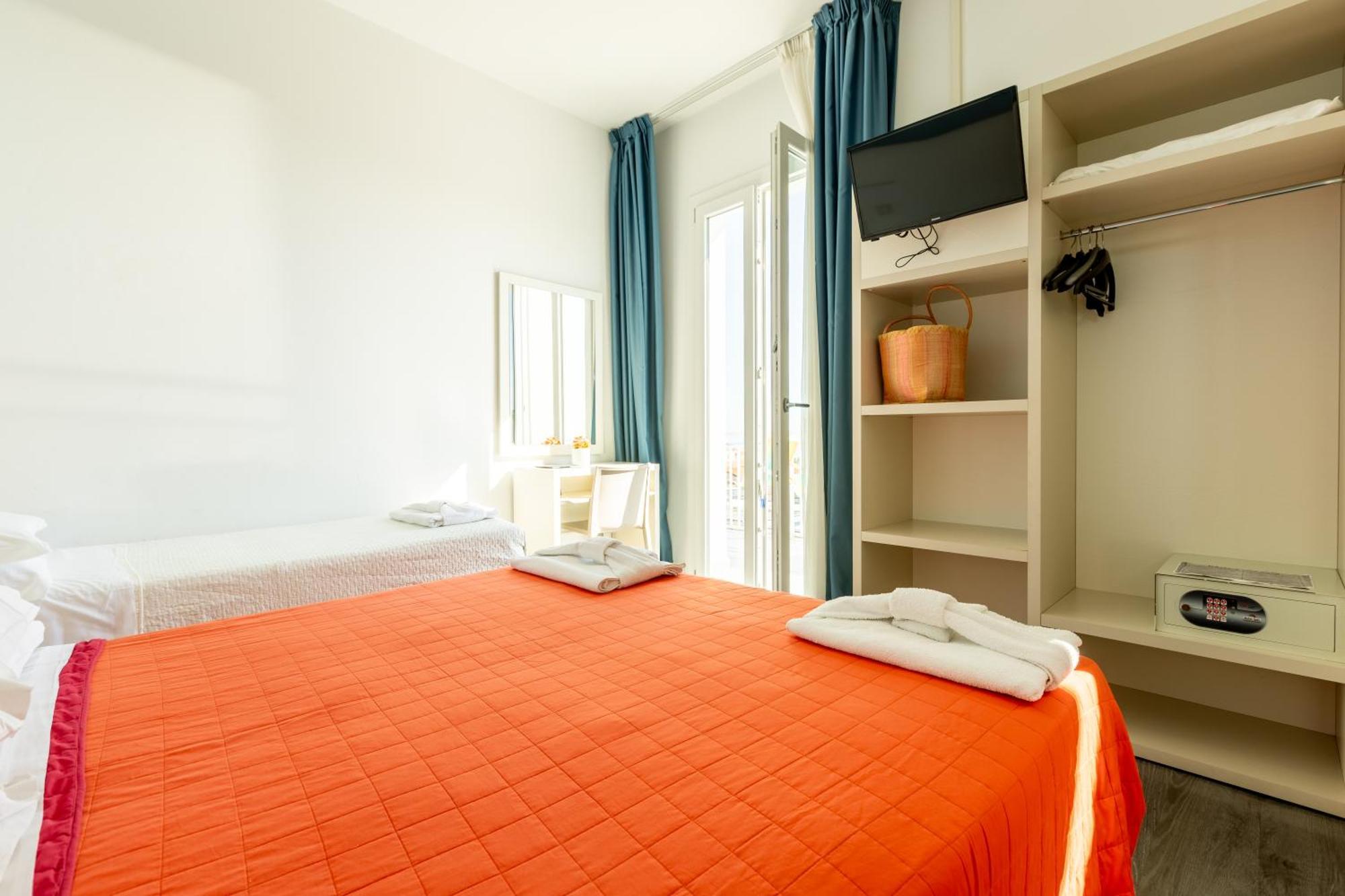 Hotel Kim Rimini Eksteriør billede