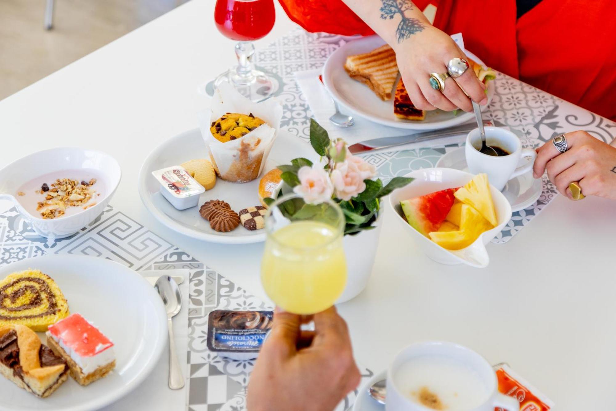 Hotel Kim Rimini Eksteriør billede