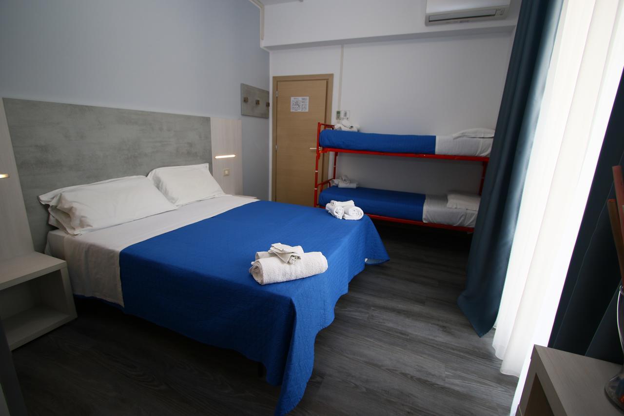 Hotel Kim Rimini Eksteriør billede