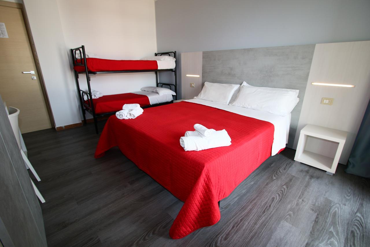 Hotel Kim Rimini Eksteriør billede