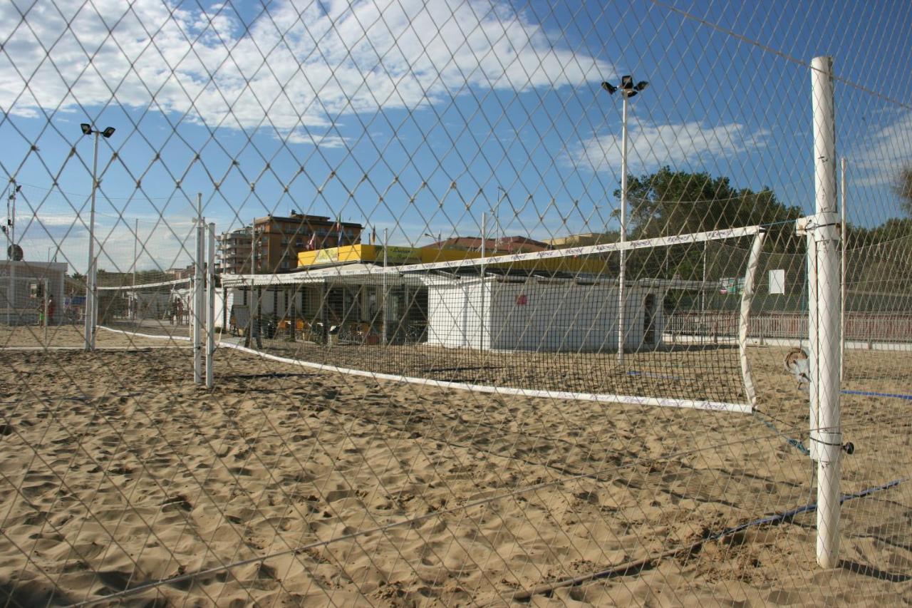 Hotel Kim Rimini Eksteriør billede